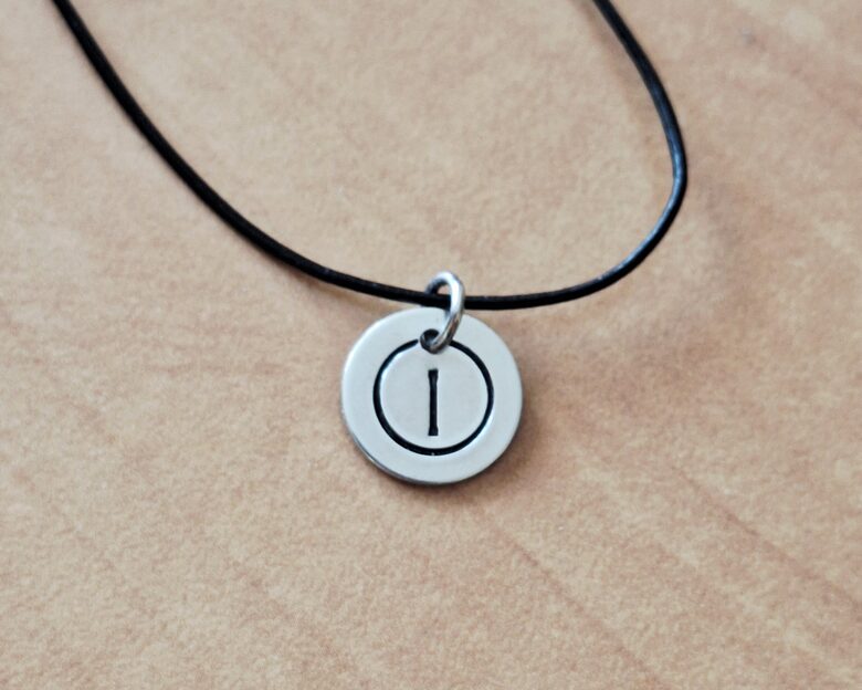Pendant “ISA” – amulet of self-confidence – 12mm – RUNE-11