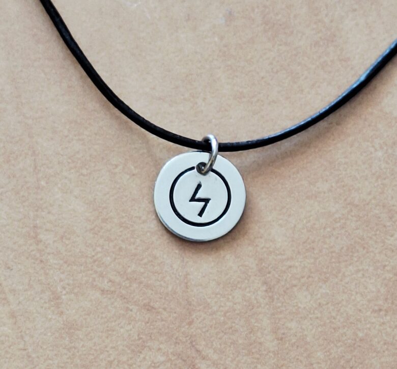 Kulons “SOWILO” – veiksmes amulets – 12mm – RUNE-16