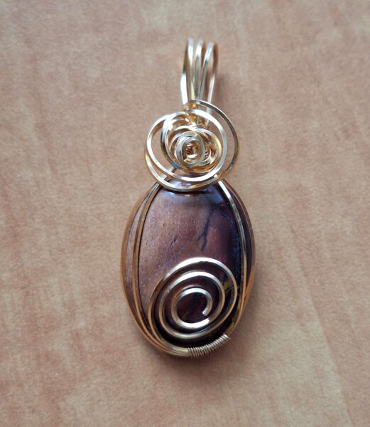 Jasper gold pendant